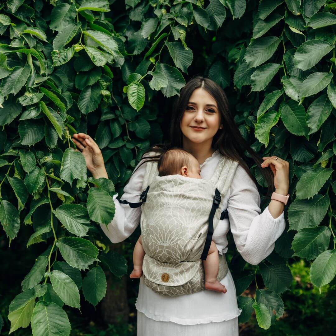 LennyLamb-LennyLight Baby Carrier - Lotus Natural (100% Linen) - Cloth and Carry