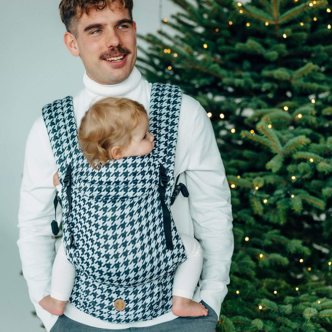 LennyLamb - LennyLight Baby Carrier - Pata de Gallo - Pixels (Cotton/Silk/Bamboo) - Cloth and Carry