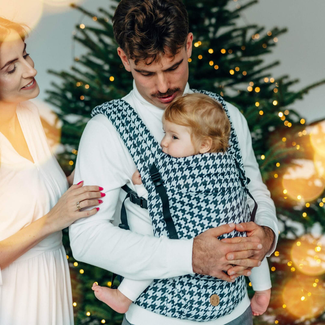 LennyLamb - LennyLight Baby Carrier - Pata de Gallo - Pixels (Cotton/Silk/Bamboo) - Cloth and Carry