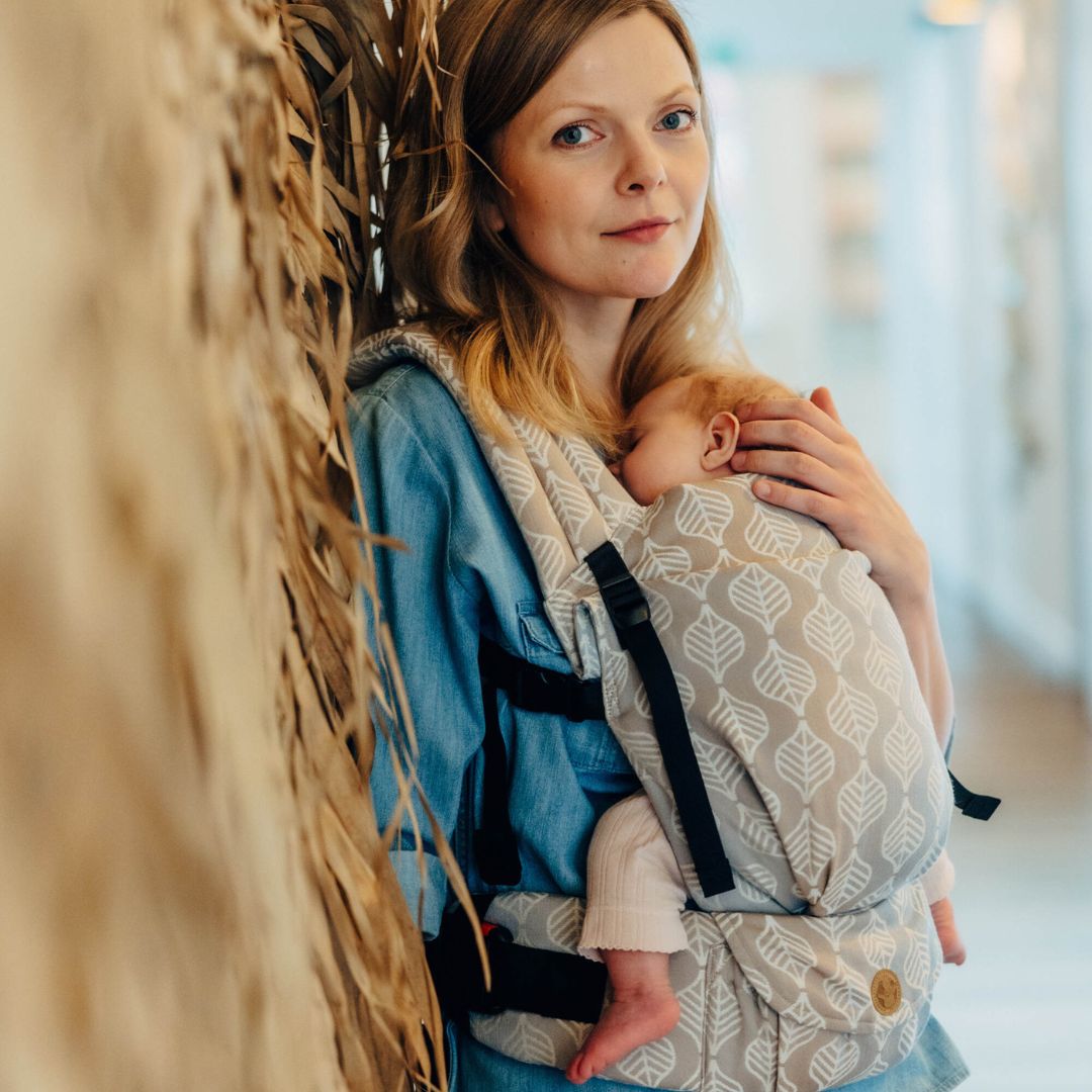 LennyLamb - LennyLight Baby Carrier - Petals Restful (100% Cotton) - Cloth and Carry