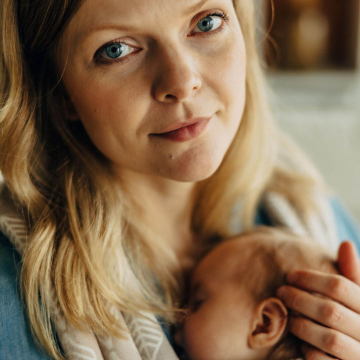 LennyLamb - LennyLight Baby Carrier - Petals Restful (100% Cotton) - Cloth and Carry