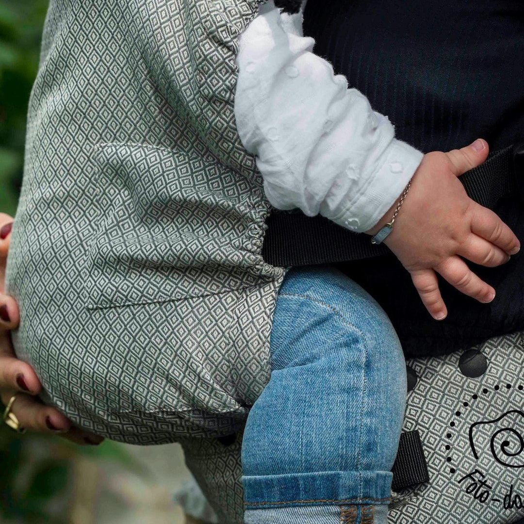 Neko Slings-Neko Slings - Switch Baby Carrier - Grey Diamond - Cloth and Carry