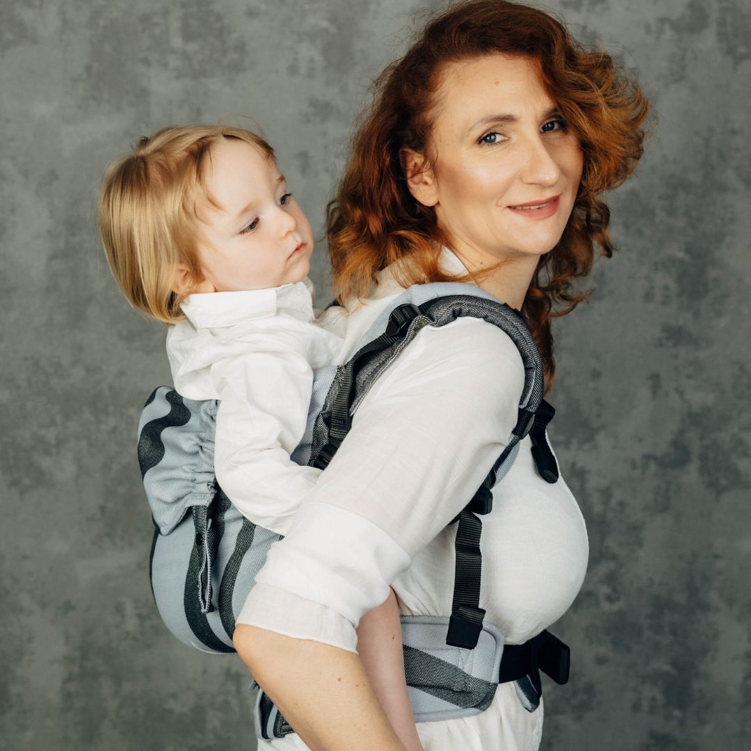 LennyLamb-BABY CARRIER HIRE: LennyPreschool Full Buckle Carrier - Cloth and Carry