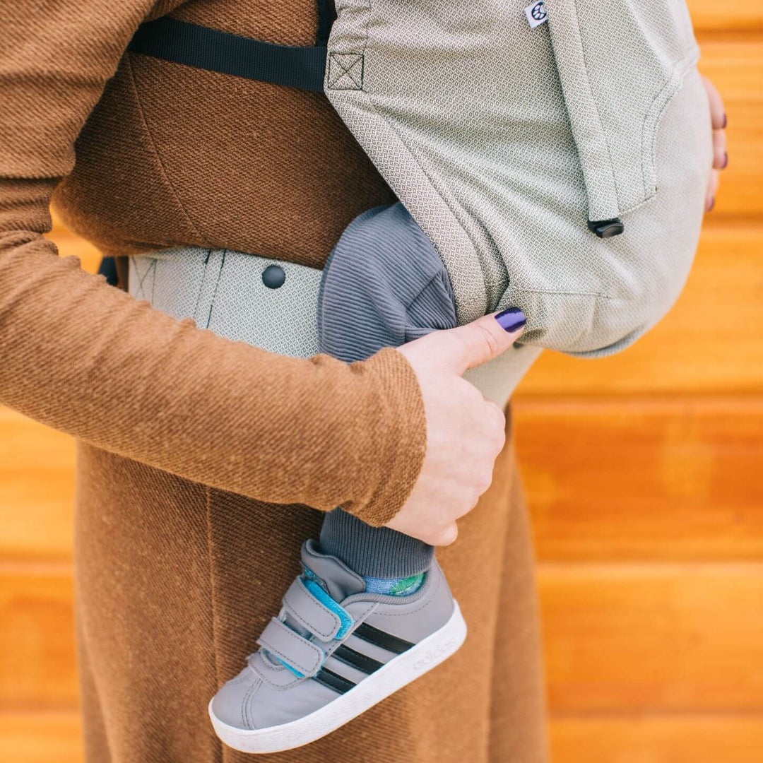 Neko Slings-Neko Slings - Switch Toddler Carrier - Moss *PRE-ORDER* - Cloth and Carry